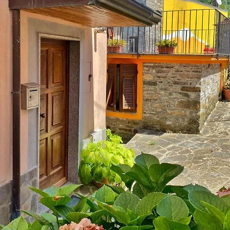 La Casetta Rosa Rocchetta di Vara Extérieur photo
