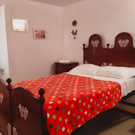 La Casetta Rosa Rocchetta di Vara Extérieur photo
